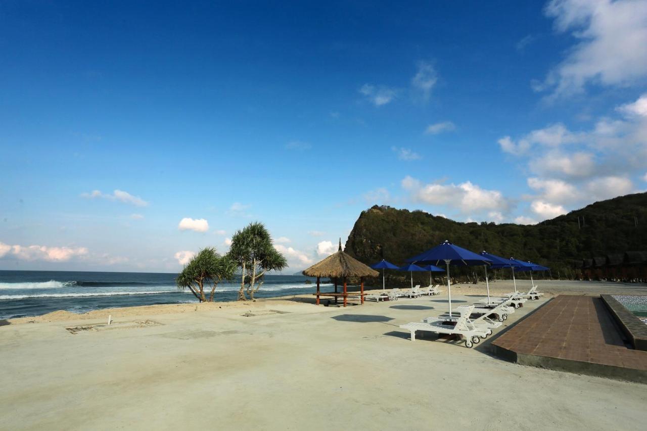 Azana Essence Villa Tabitha Lombok Bumbang ภายนอก รูปภาพ