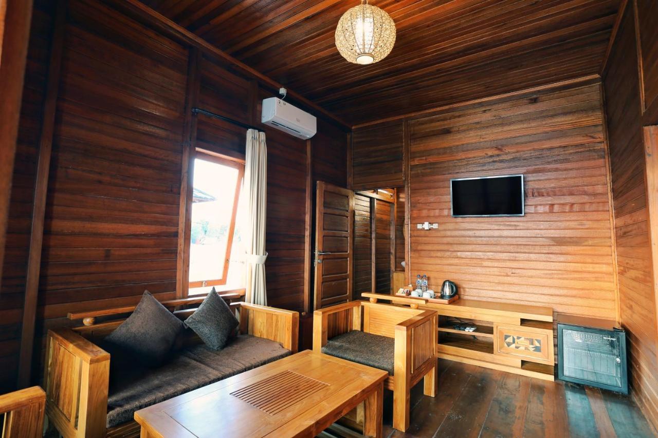 Azana Essence Villa Tabitha Lombok Bumbang ภายนอก รูปภาพ